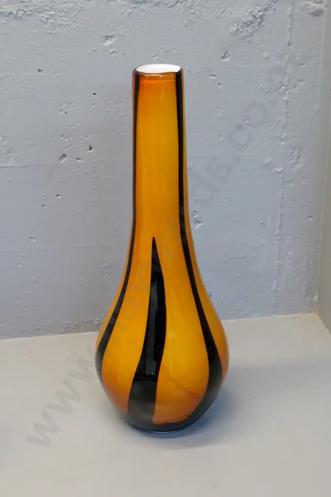 dark amber and brown art glass vase H-500 Image 1++