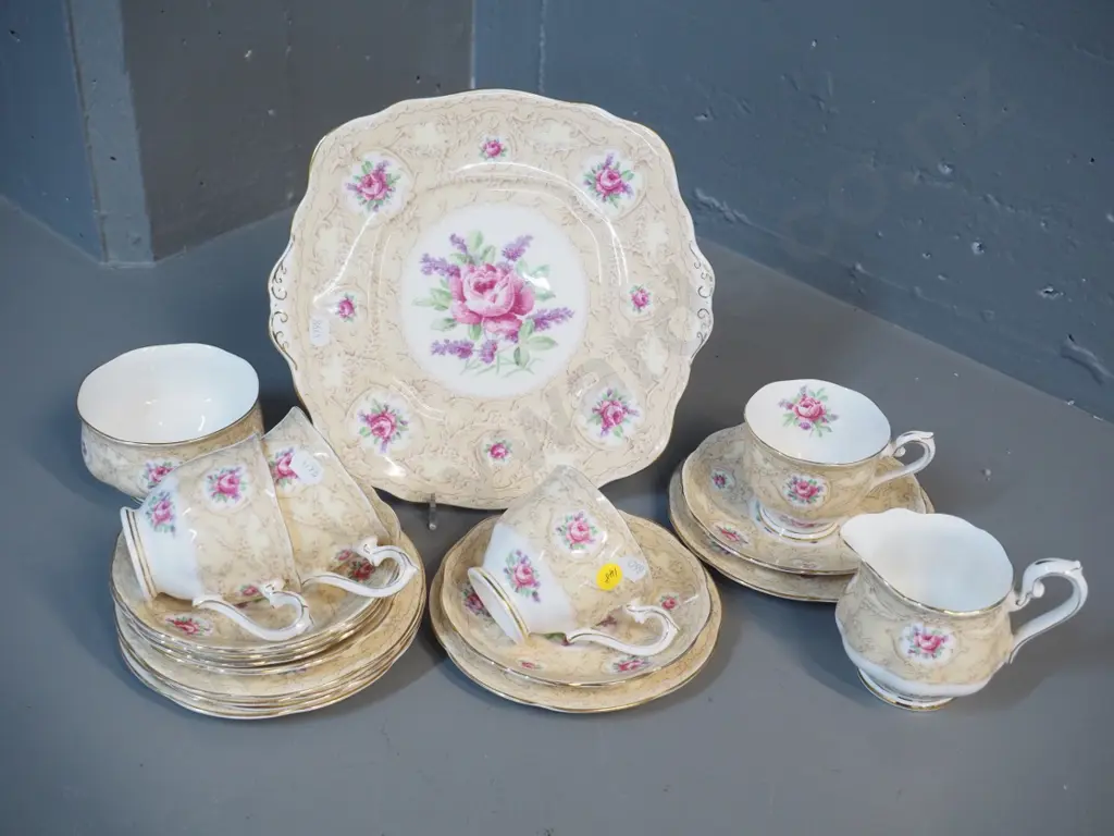 Royal Albert 'Devonshire Lace' tea set, only 4 cups, with spare saucers & plates Image 1++