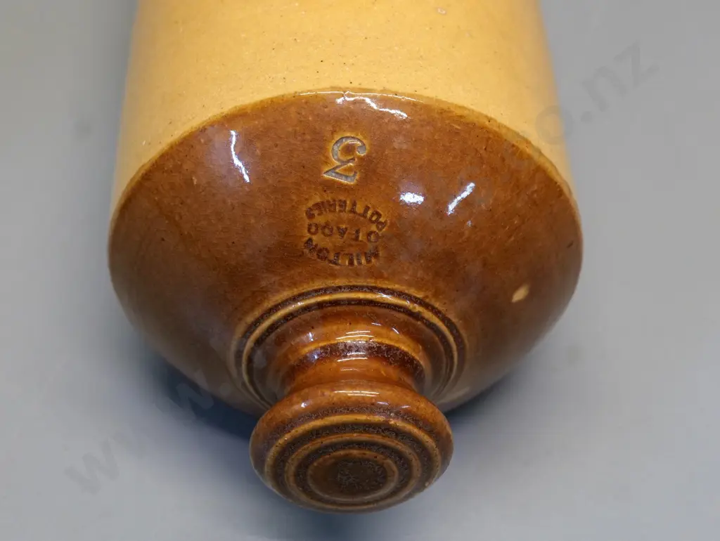 ceramic hot water bottle, Milton Pottery, condition very good, L - 260 Image 1++