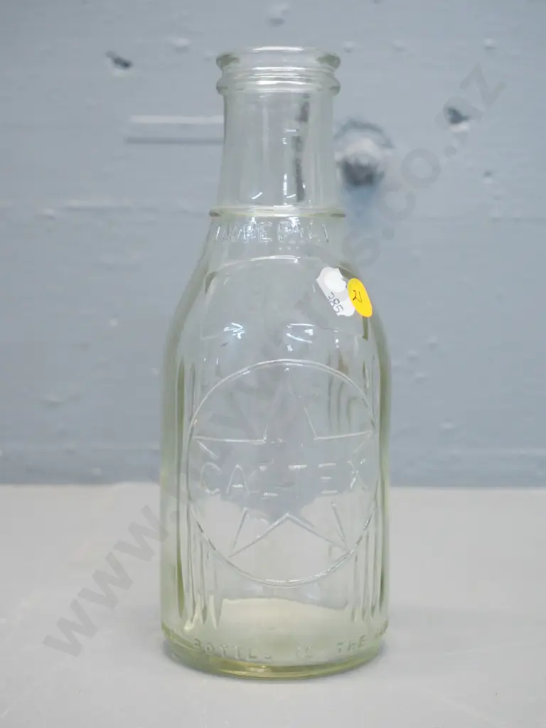 Caltex pint oil bottle Image 1++