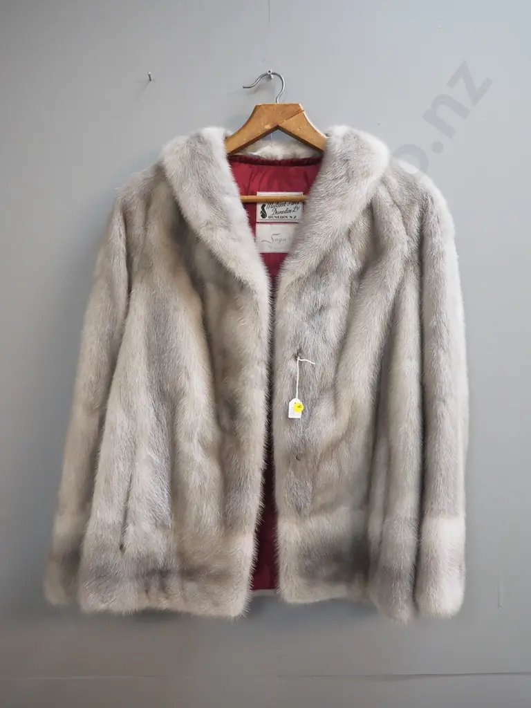 short grey Scandinavian mink jacket with Mutual Furs Dunedin label Image 1++