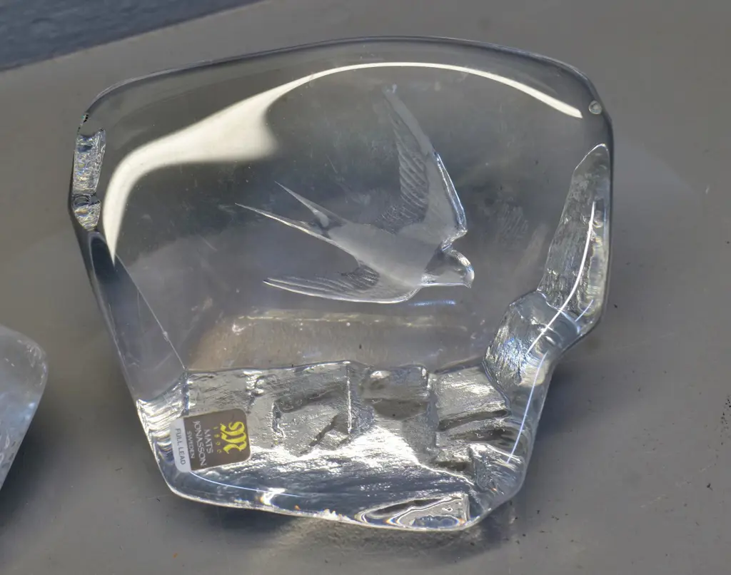 2 Mats Jonasson Swedish moulded lead crystal animal ornaments - polar bear H100 W150 and swift w/small edge chip Image 1++