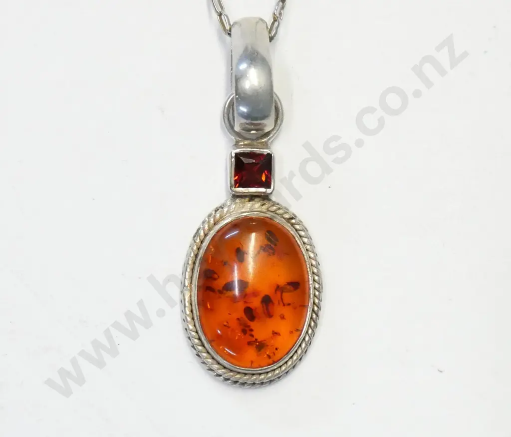 amber necklace chain stamped 925 Image 1++