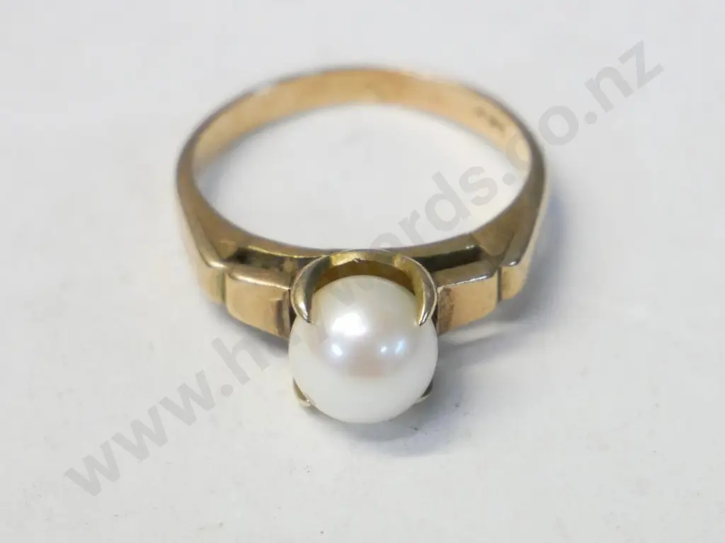 pearl dress ring stamped 14k Image 1++