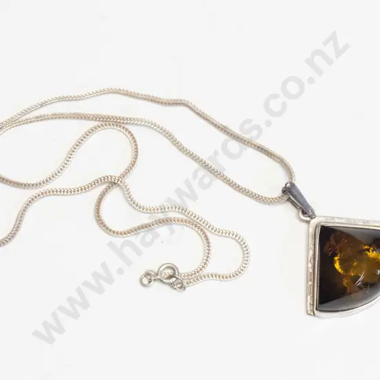 sillver & amber necklace stamped 925