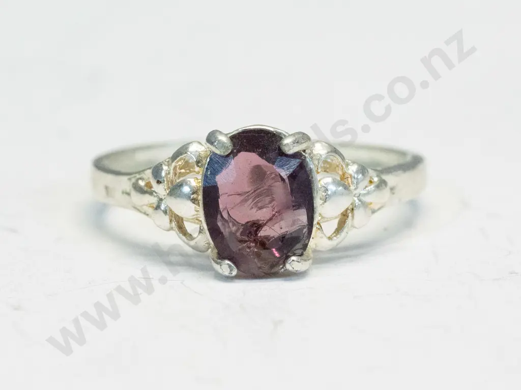 silver amethyst ring stamped 925 Image 1++