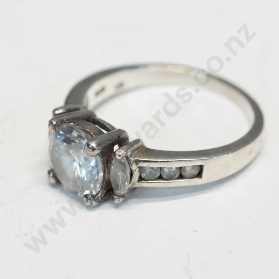 silver cz dress ring stamped 925