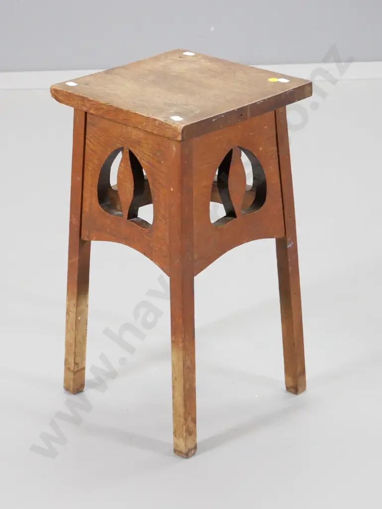 deco oak small pot plant stand - polish wear H-480 W-250 D-250 Image 1++