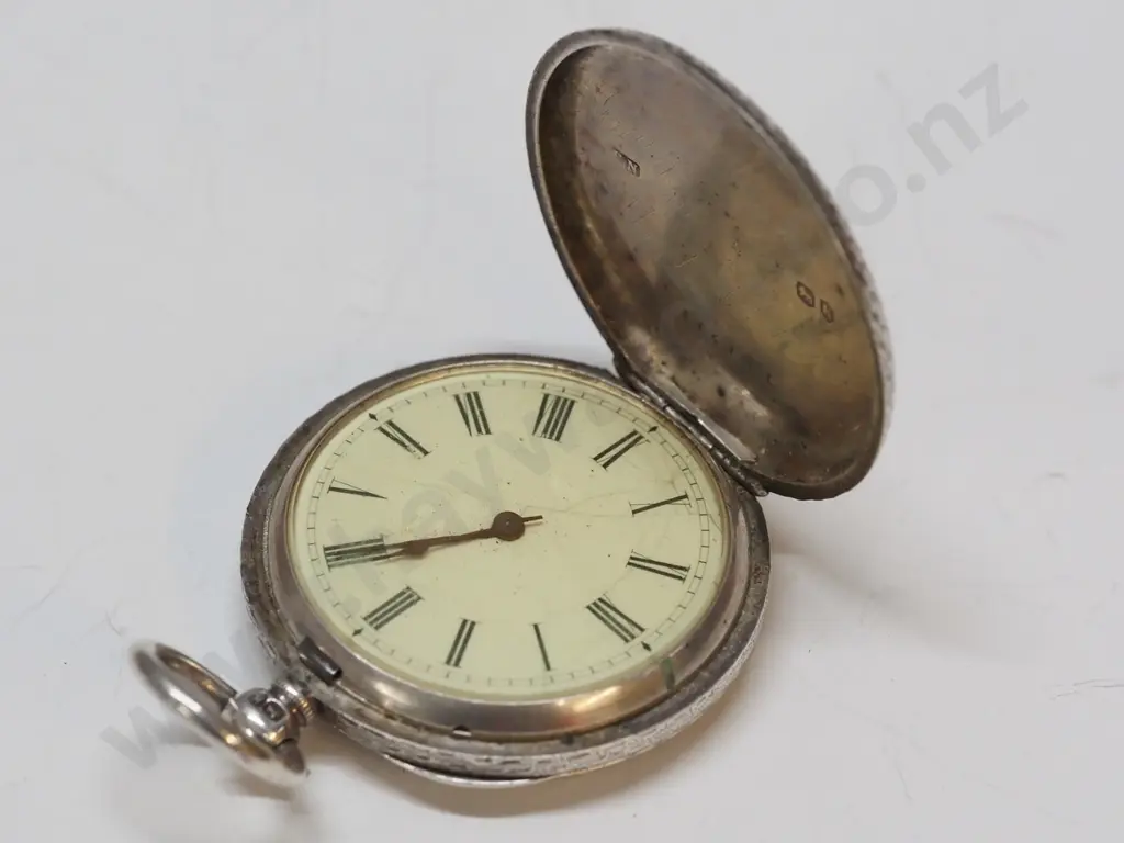 silver engraved pocket watch stamped lion, shield, K 116181 Image 1++