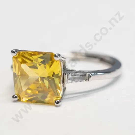 silver amber ring stamped 925
