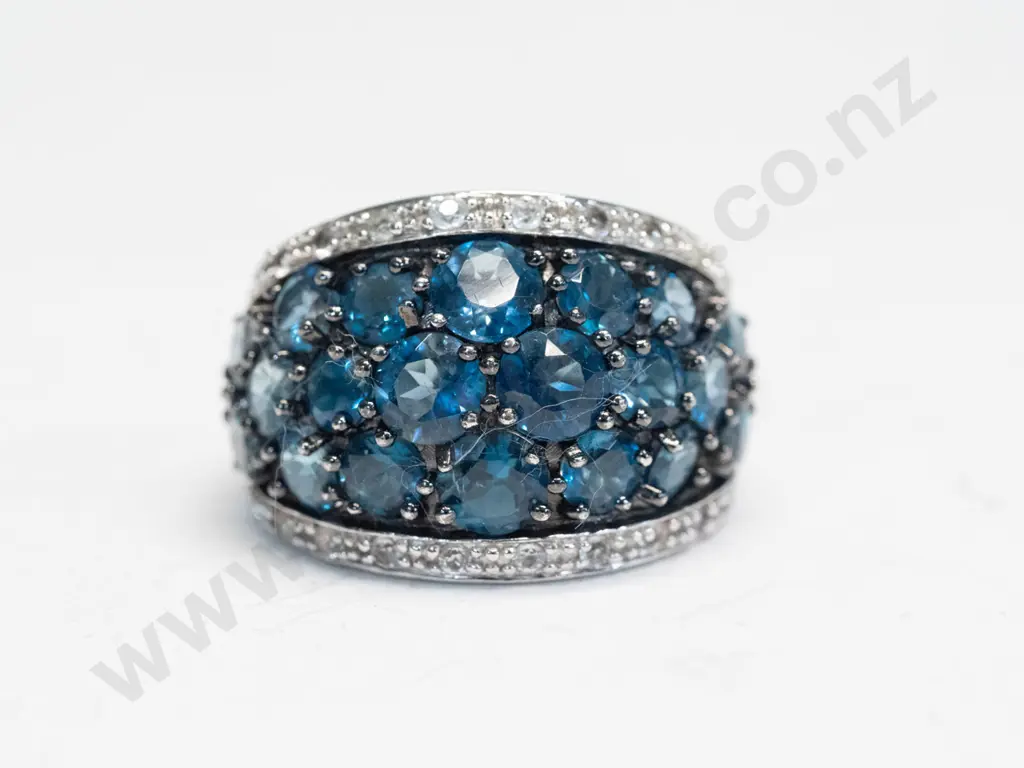 silver blue stone & cz dress ring stamped 925 Image 1++