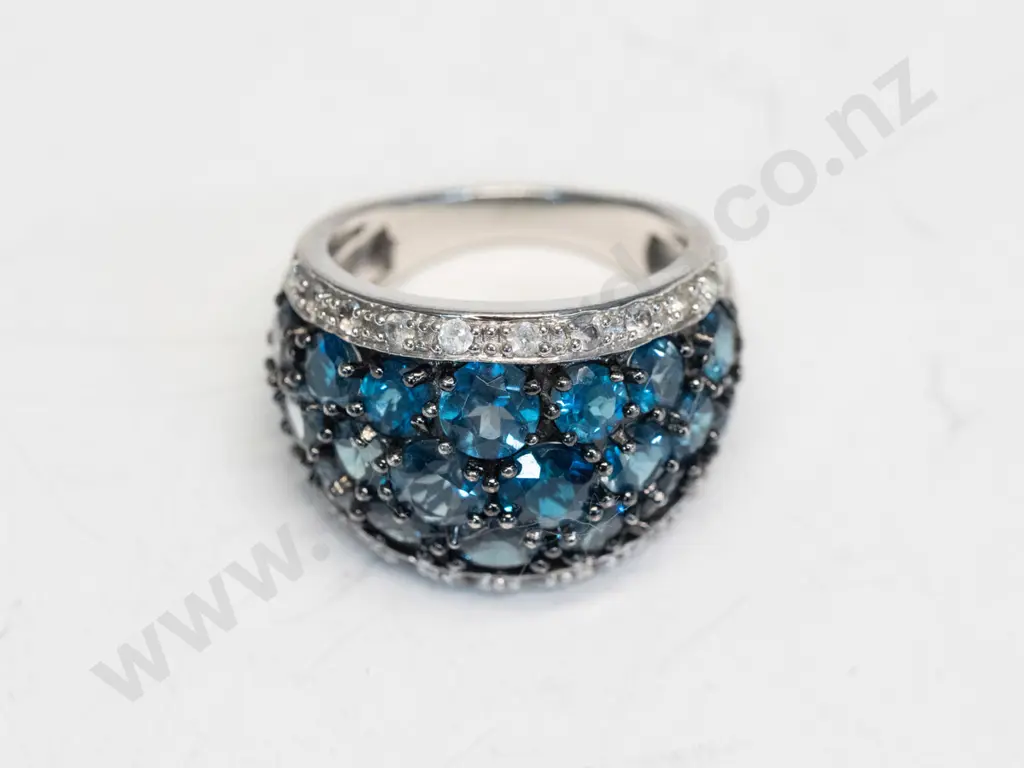silver blue stone & cz dress ring stamped 925 Image 1++