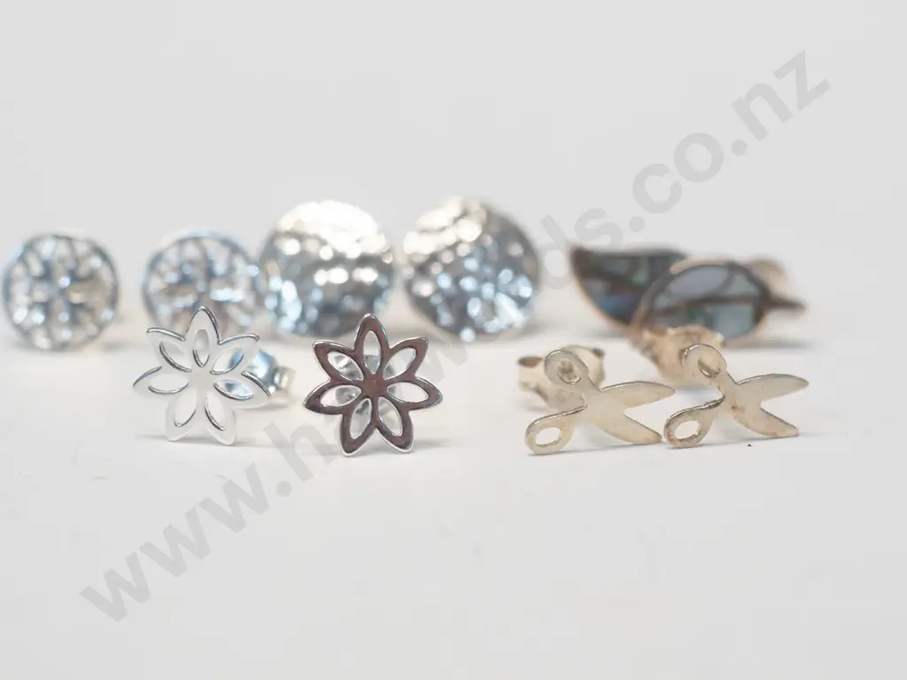 5 pairs asstd silver earrings all stamped 925 Image 1++