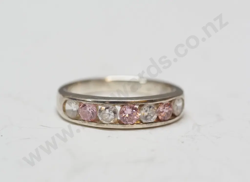 silver cz ring stamped 925 Image 1++