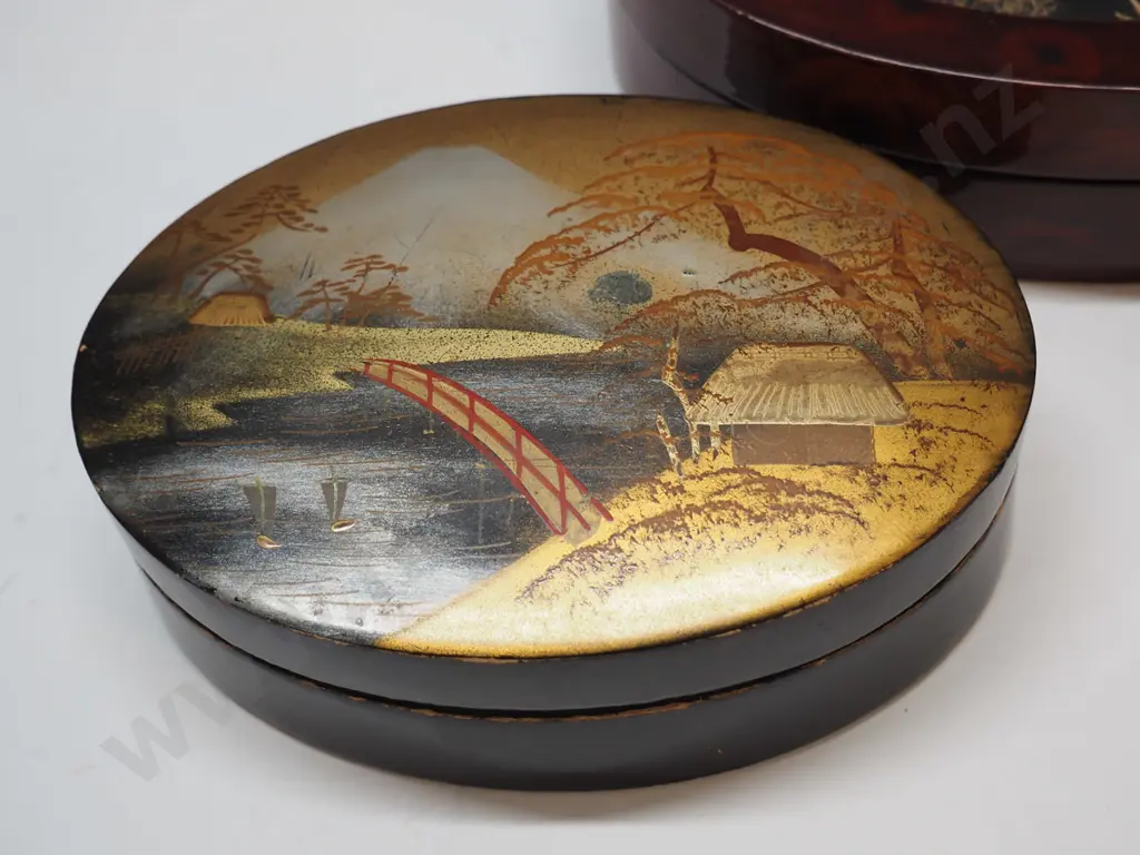 2 trinket boxes - 1 wooden with Asian scene & 1 paper mache Image 1++