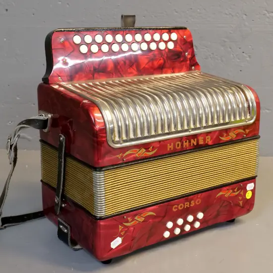 Hohner Corso button accordion H-340 W-310 D-190
