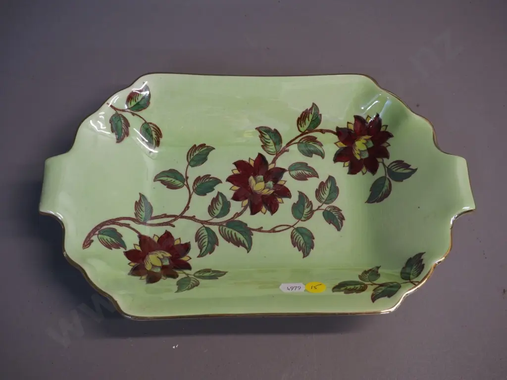 Maling 'Brocade' pattern handled dish L-300 W-195 Image 1++