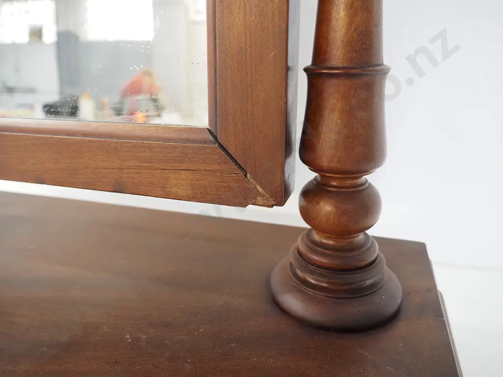 vintage dressing table mirror with turned supports, 2 drawers, minor damage to mirror frame H660 W590 D280 Image 1++