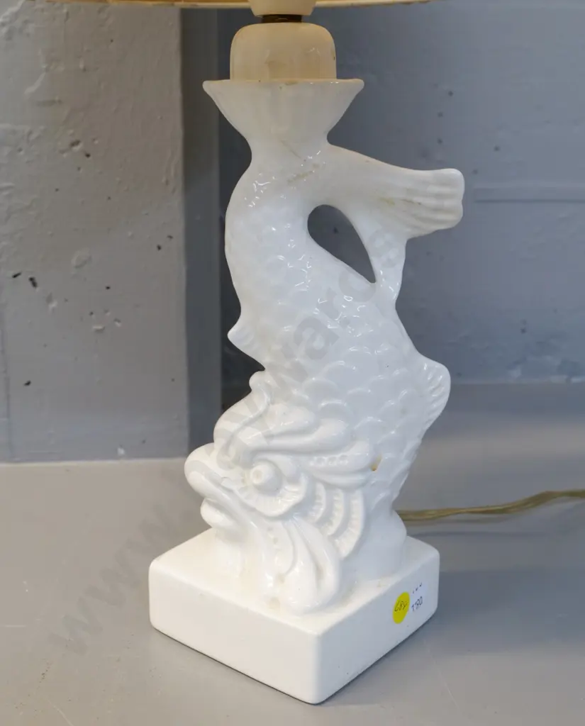 "Casa Pupo" London white ceramic fish motif table lamp - some crazing H-490 with shade Image 1++