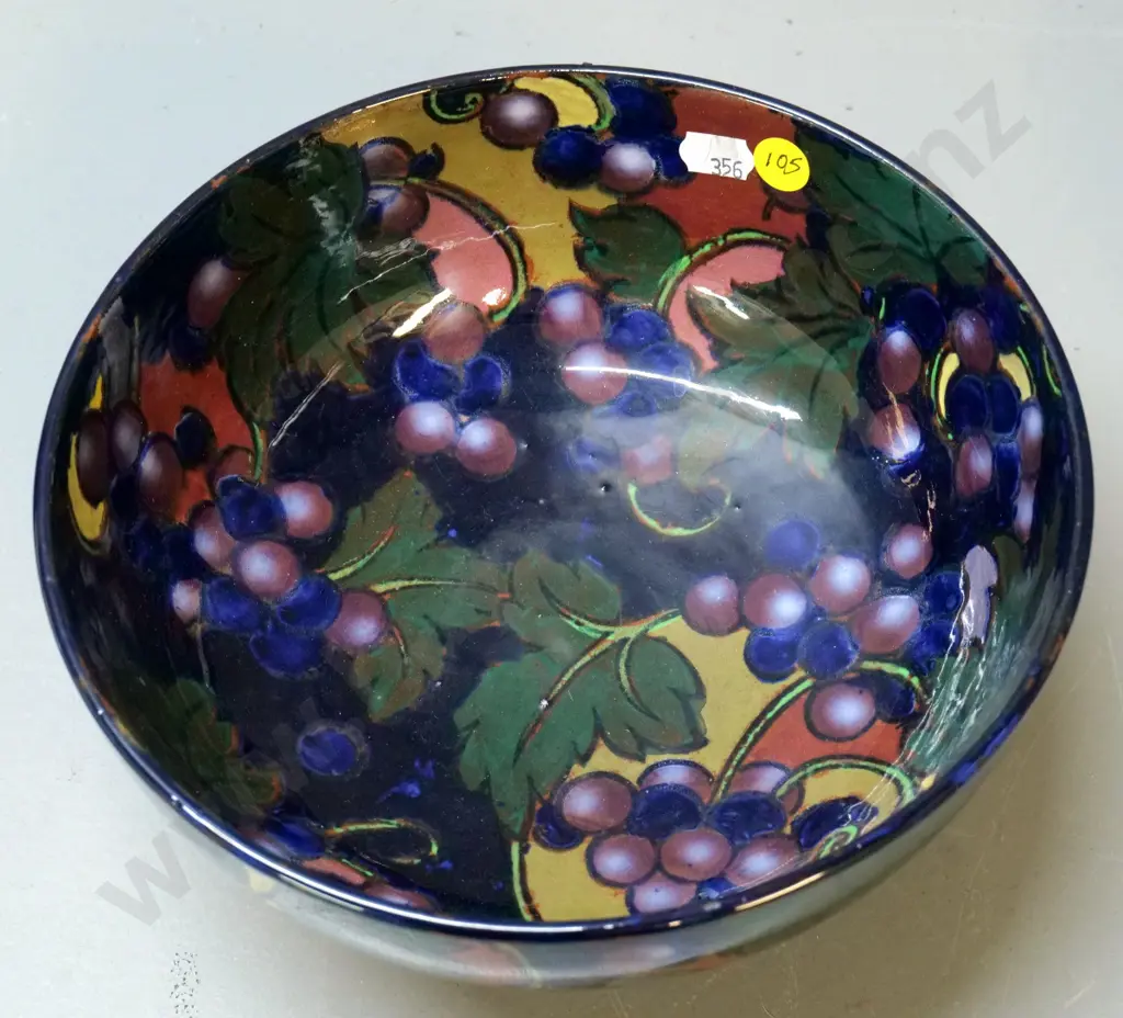 Stanley Ware Jacobean footed bowl H-110 D-210 Image 1++