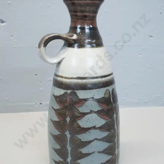 studio pottery stoppered jug - marked Lissant-Clayton Upper Moutere H-280