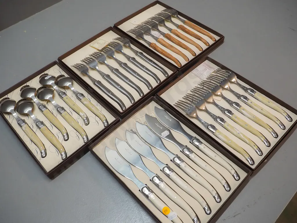 5 cased sets French 'Laguiole' cutlery - composite, olive wood or stainless steel handles Image 1++