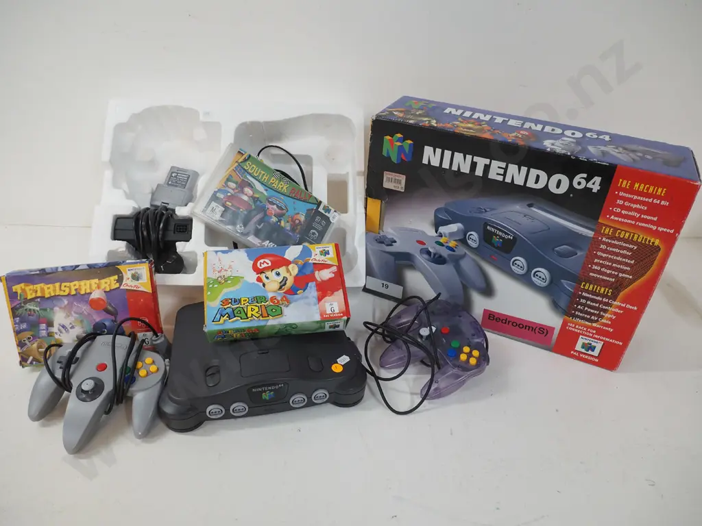 Nintendo 64 game with 2 controllers, rumble pak & 3 games - Super Mario, South Park Rally, Tetrisphere Image 1++
