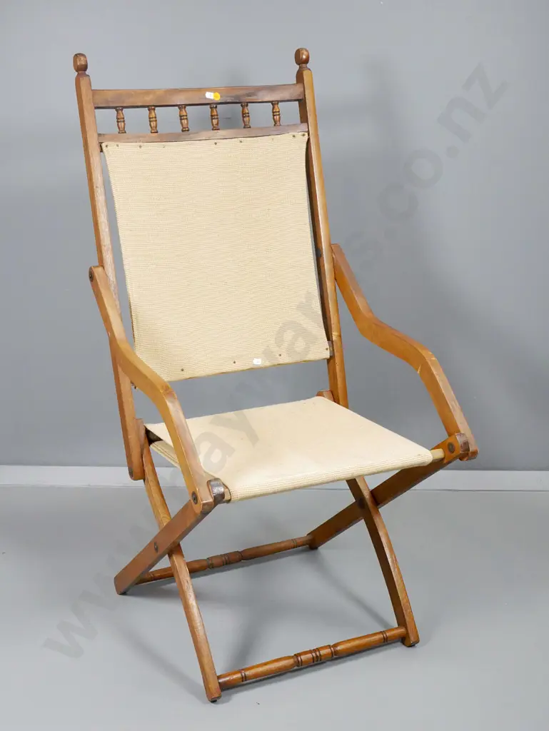 vintage mahogany folding campaign chair - upholstery could use some attention H1060 W510 D550 Image 1++