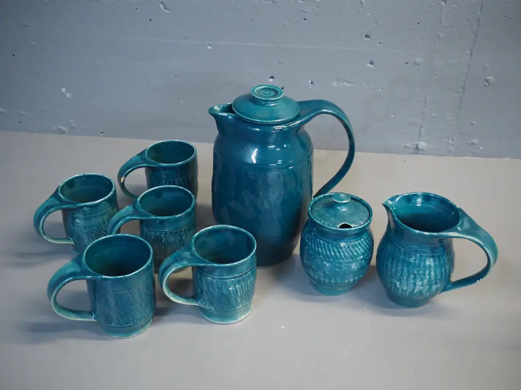 Paul Walshe Tauranga studio pottery coffee set - only 5 mugs, small chips to handles of jug & 1 mug. Coffee pot H-220 Image 1++