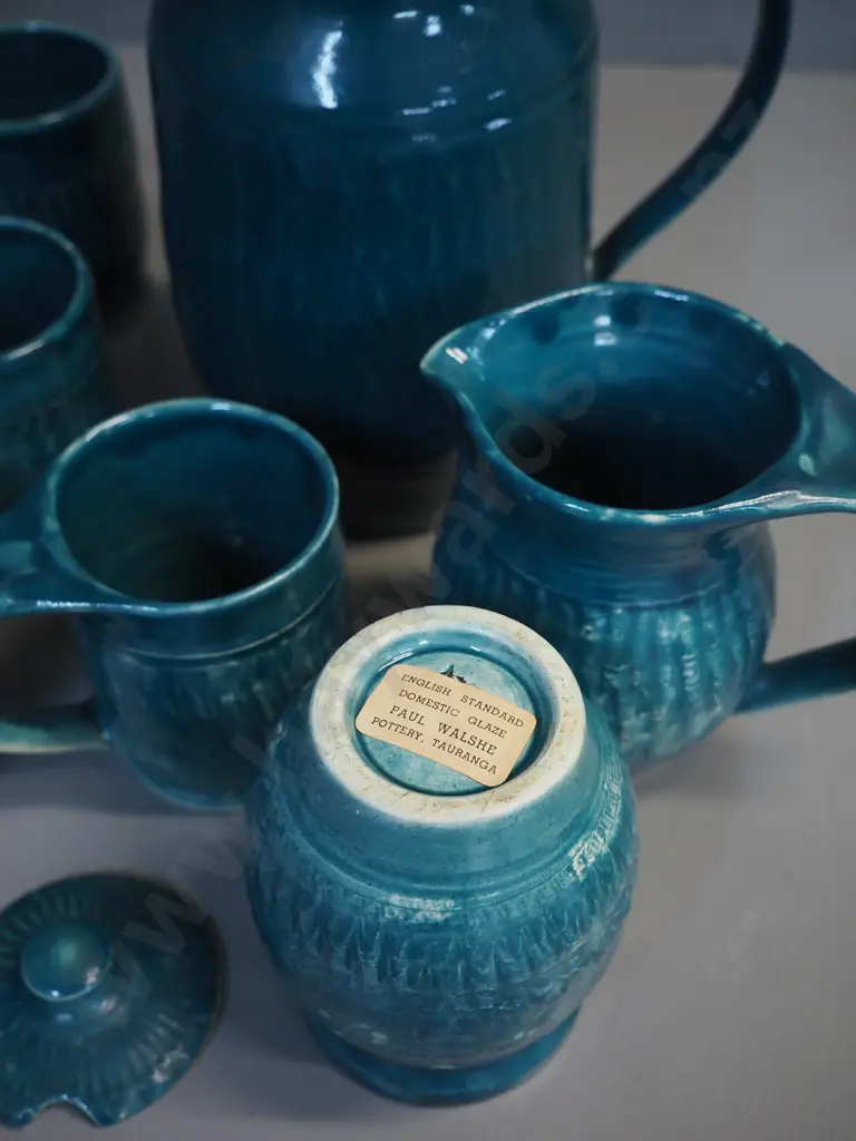 Paul Walshe Tauranga studio pottery coffee set - only 5 mugs, small chips to handles of jug & 1 mug. Coffee pot H-220 Image 1++