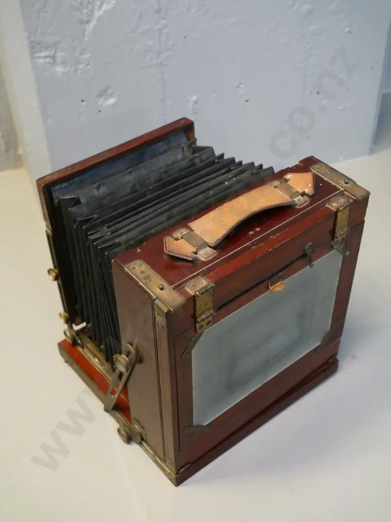 2 antique plate film cameras - one in restorer's condition, no lens, other has 285mm lens in Kodak Supermatic shutter Image 1++
