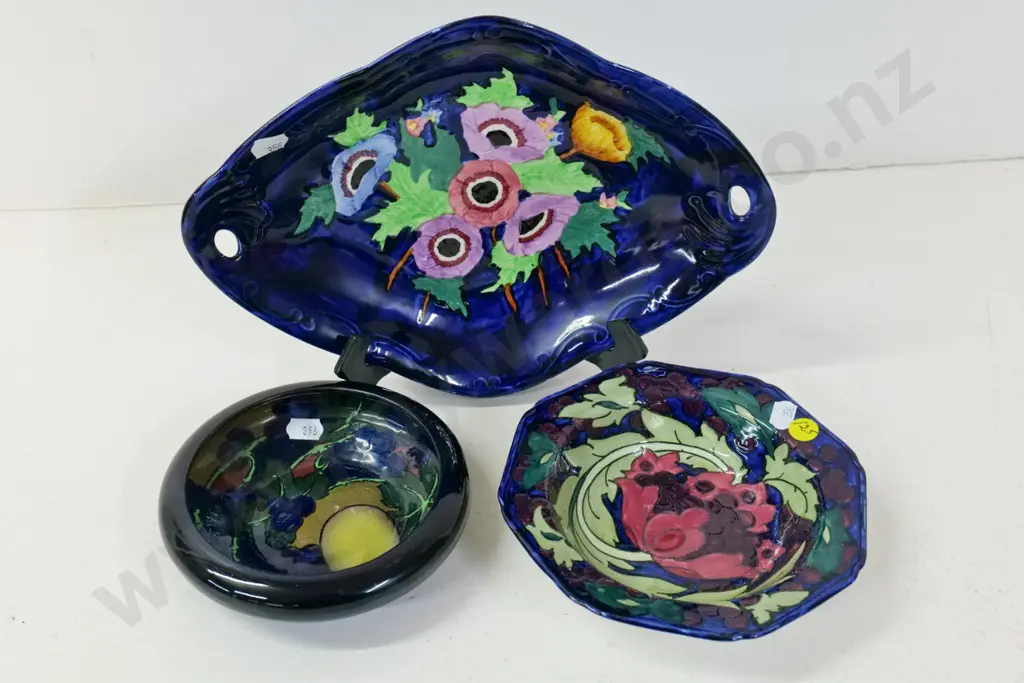 Maling dish L-280 W-200, Jacobean ware bowl, and Bursleigh sweet bowl Image 1++