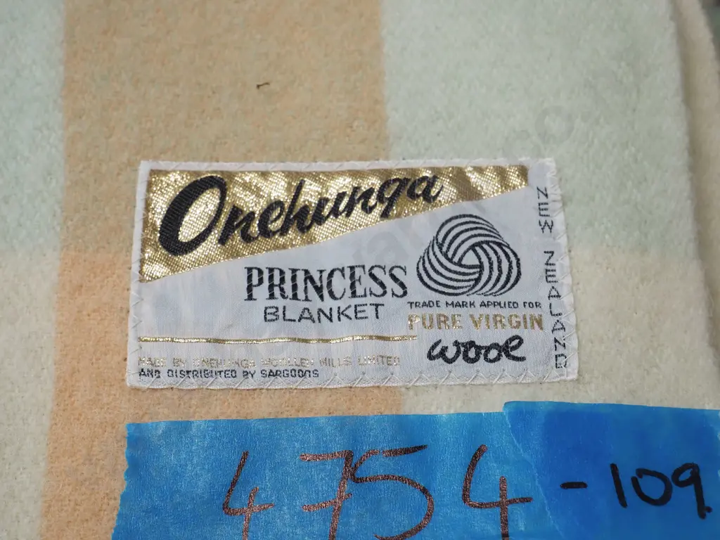 pair of Onehunga Princess all-wool check blankets - one with label, one without Image 1++