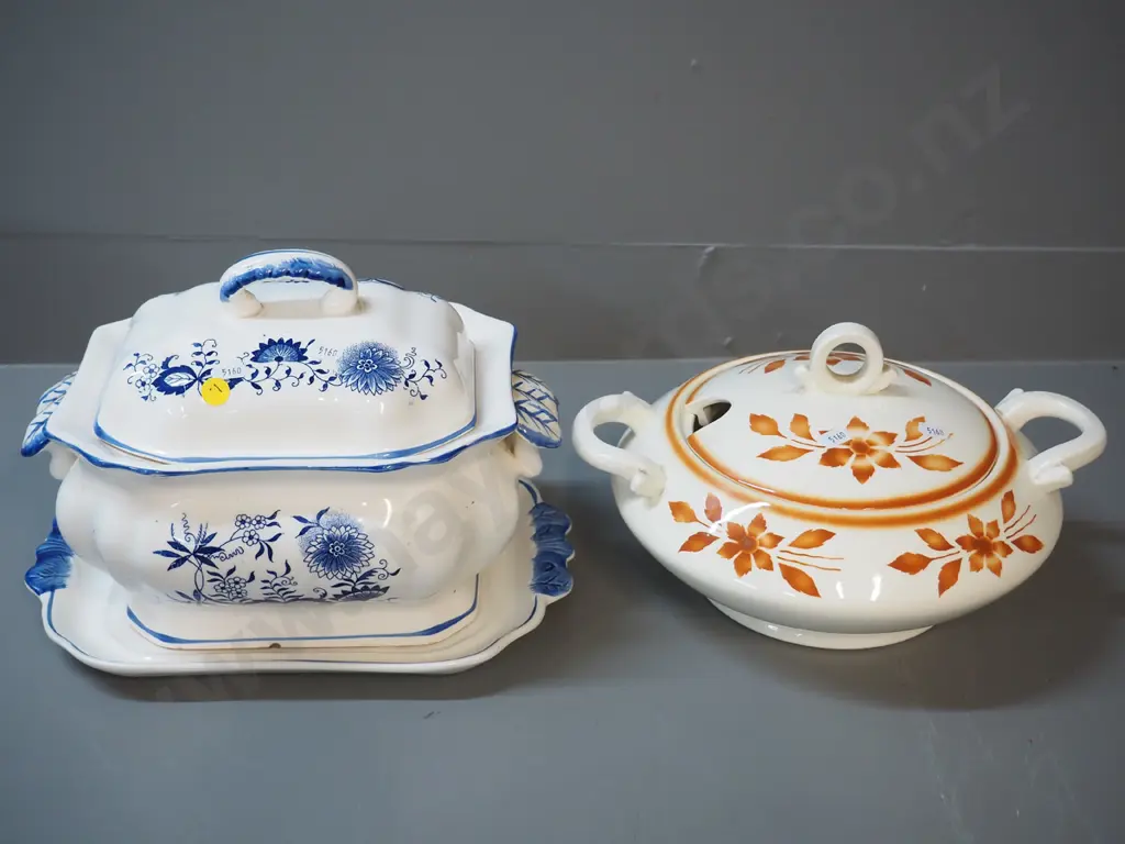 vintage blue & white soup tureen & tray H220 L300 (2 small chips) and an Annaburg retro handled soup tureen Image 1++