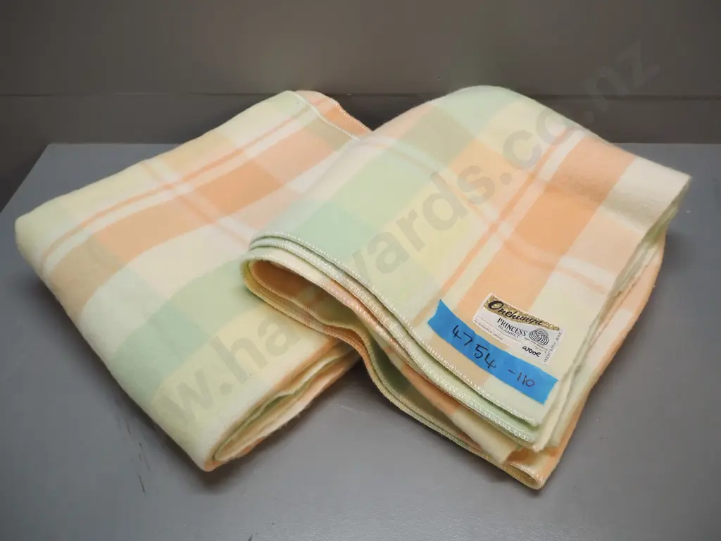pair of Onehunga Princess all-wool check blankets - one with label, one without Image 1++
