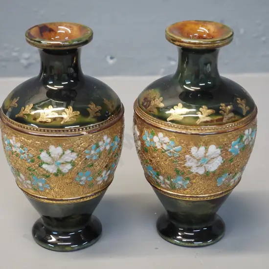 pair of Royal Doulton Lambeth Pottery floral pattern small vases H145