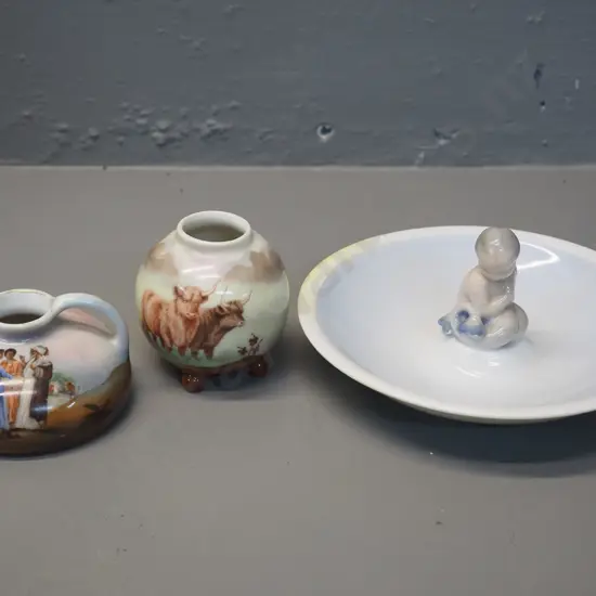 Royal Copenhagen mermaid dish, some stains, diameter 155, and 2 small Royal Bayreuth vases