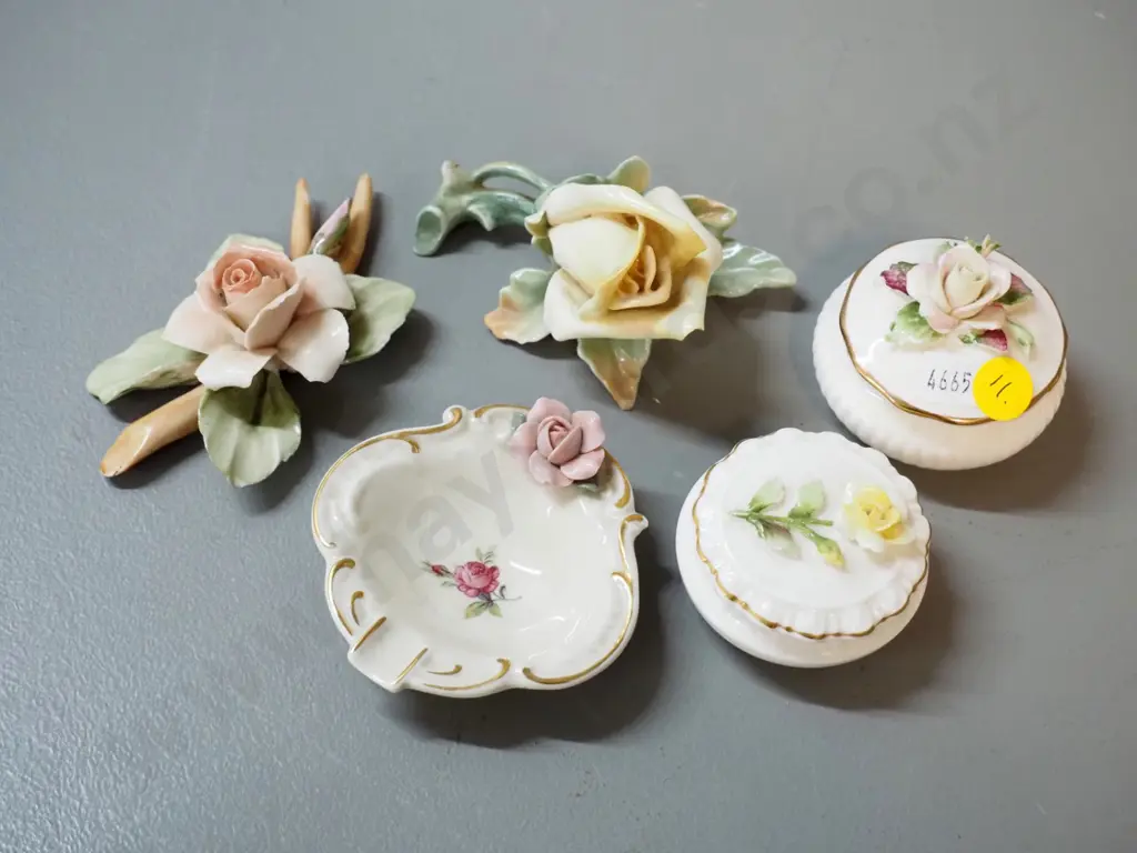 various small rose-pattern china items - Coalport pill box, Royal Adderley, German dish, etc. - largest rose is H60 W95 Image 1++
