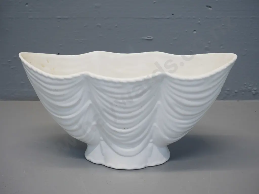 Kelston pottery vase H-140 L-290 Image 1++