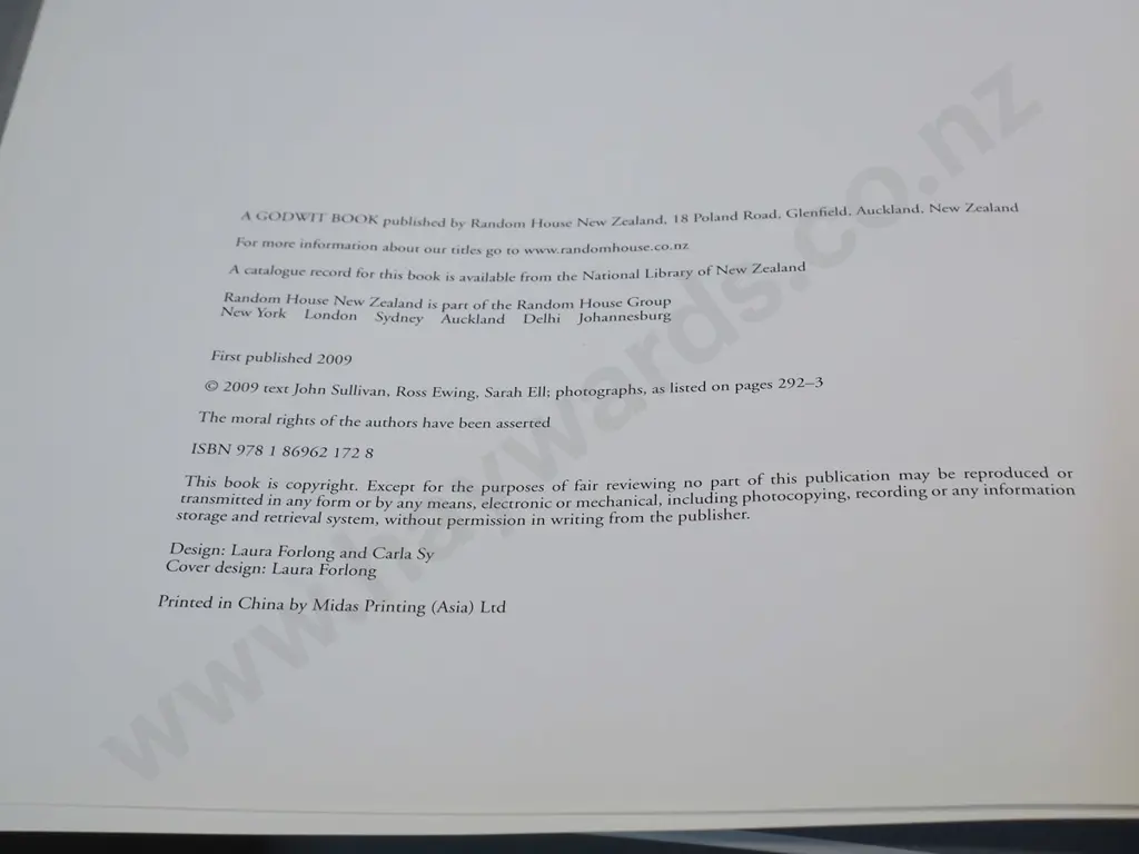 book - Whites Aviation aerial photographs, published 2009 Godwit press - some fading to cover Image 1++