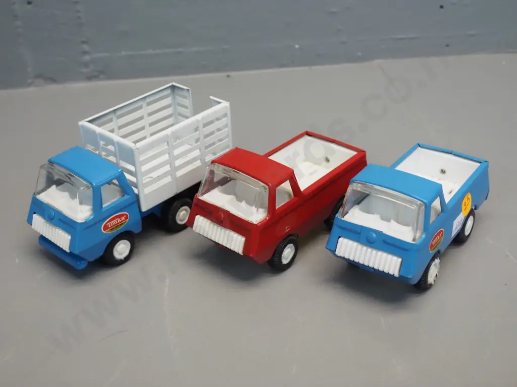 3 retro Tonka toy trucks - 2 utes with some glue residue on tyres and wheels and a farm truck L-120 Image 1++
