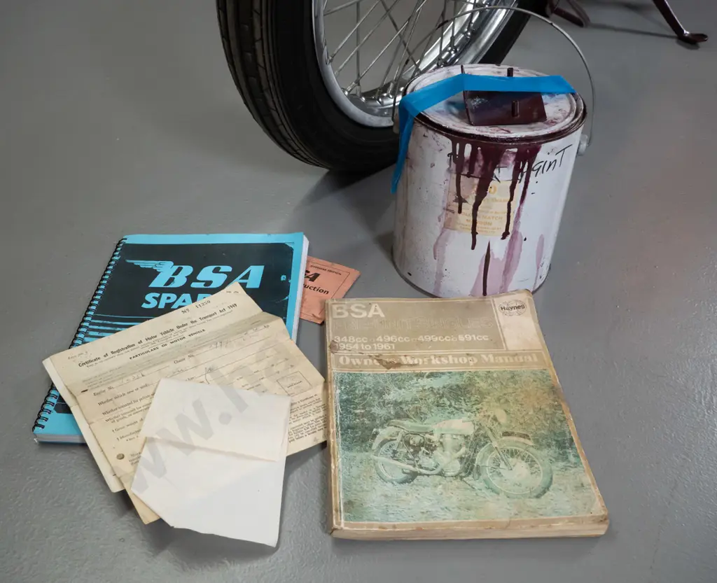 restored BSA  B31 1954 348cc motorcycle - with original registration papers, workshop manual and paint Image 1++