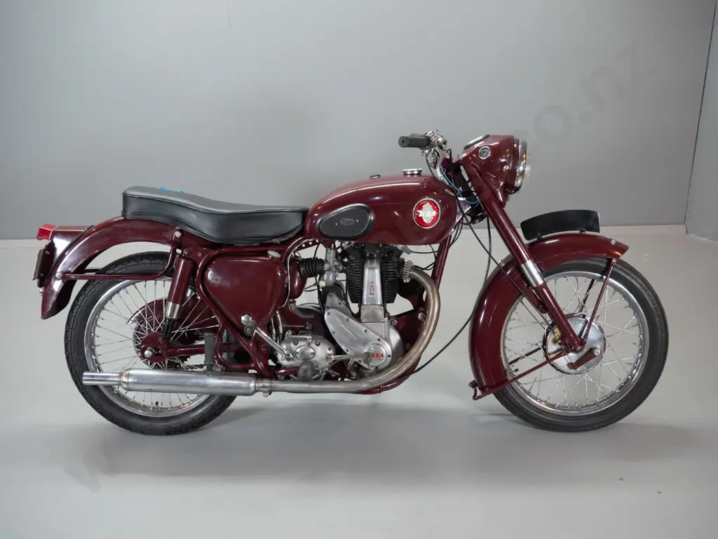 restored BSA  B31 1954 348cc motorcycle - with original registration papers, workshop manual and paint Image 1++