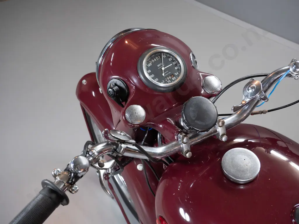 restored BSA  B31 1954 348cc motorcycle - with original registration papers, workshop manual and paint Image 1++