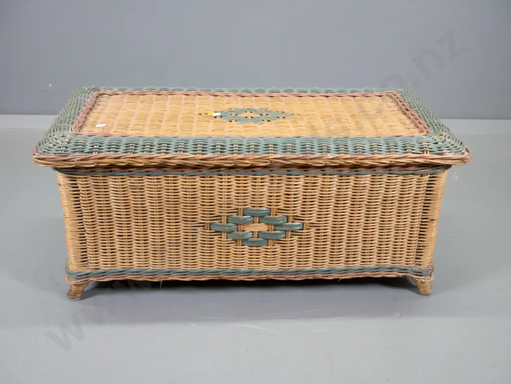 woven cane and timber blanket box / chest with lift-up lid H-350 W-770 D-380 Image 1++