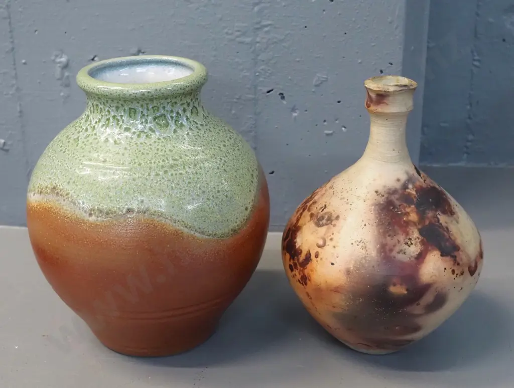 Margaret Fryer pit-fired New Zealand studio pottery vase and a German pottery vase H-200 Image 1++