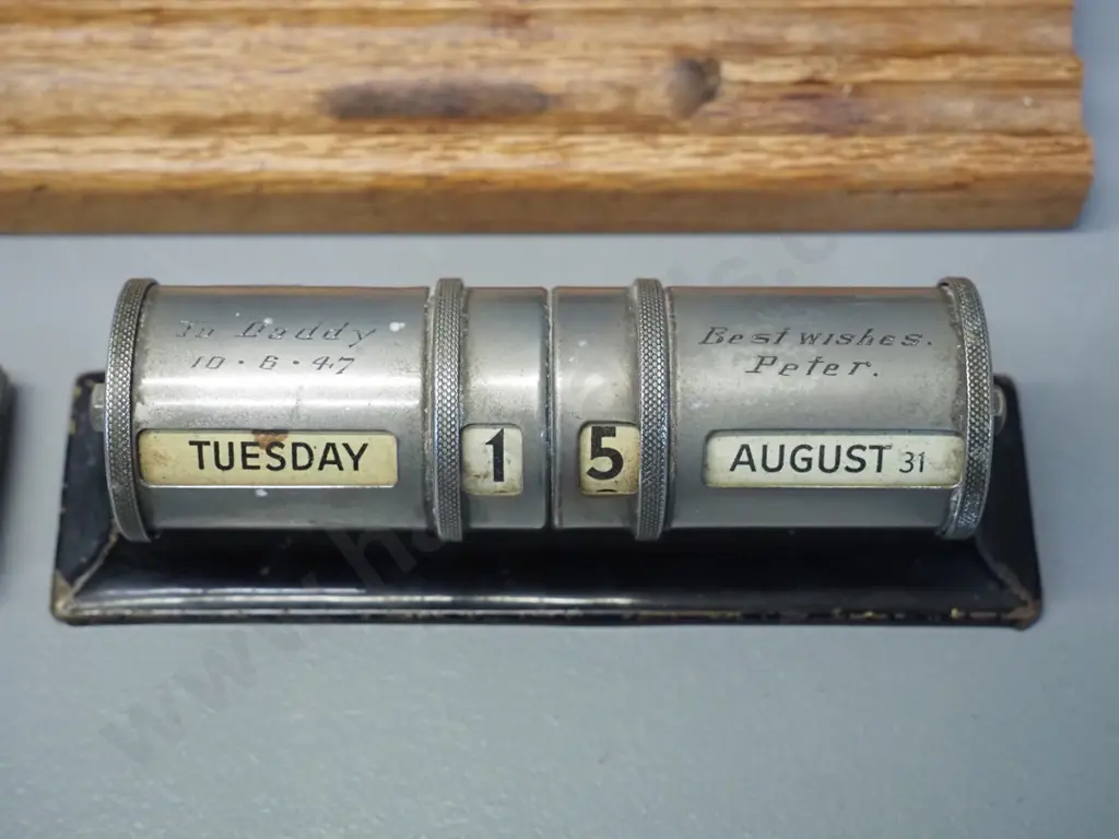 oak desktop inkwell set w/2 glass inkwells, desk calendar w/gift engraving 1947 & a plated vesta case and Image 1++