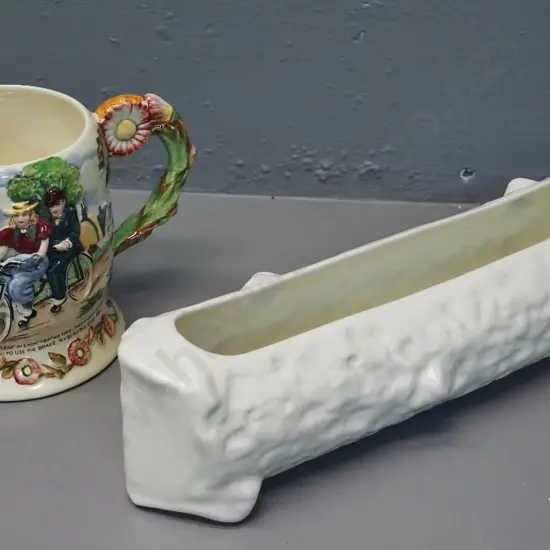 Temuka white log vase L-310 and a Crown Devon Daisy Bell musical mug (not working)