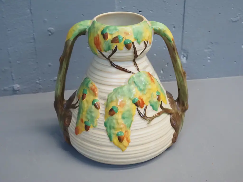 Carlton Ware Oak Tree double handled vase H220 W220 Image 1++