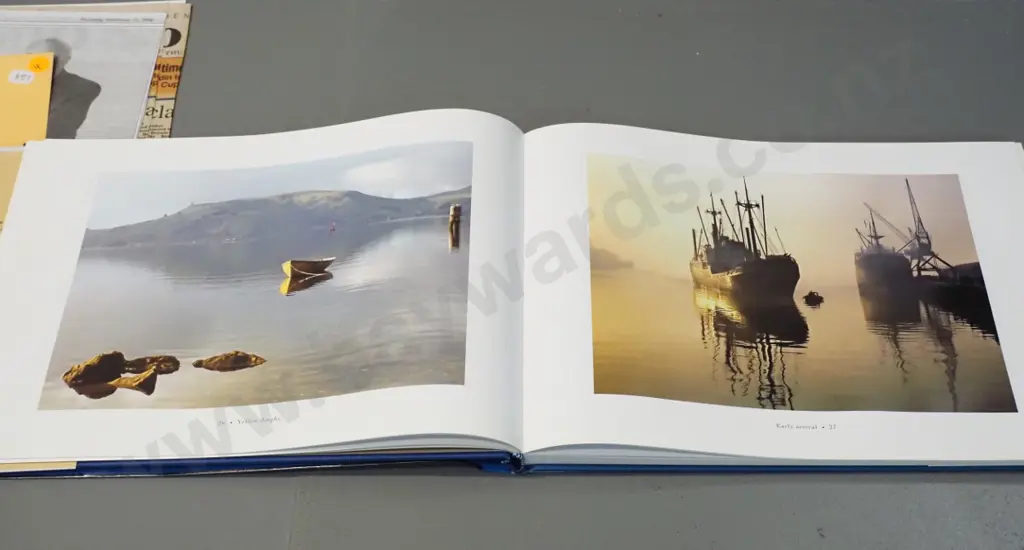 book: Chasing the Southern Light - Matheson Beaumont photographs, signed copy, 2006 Image 1++